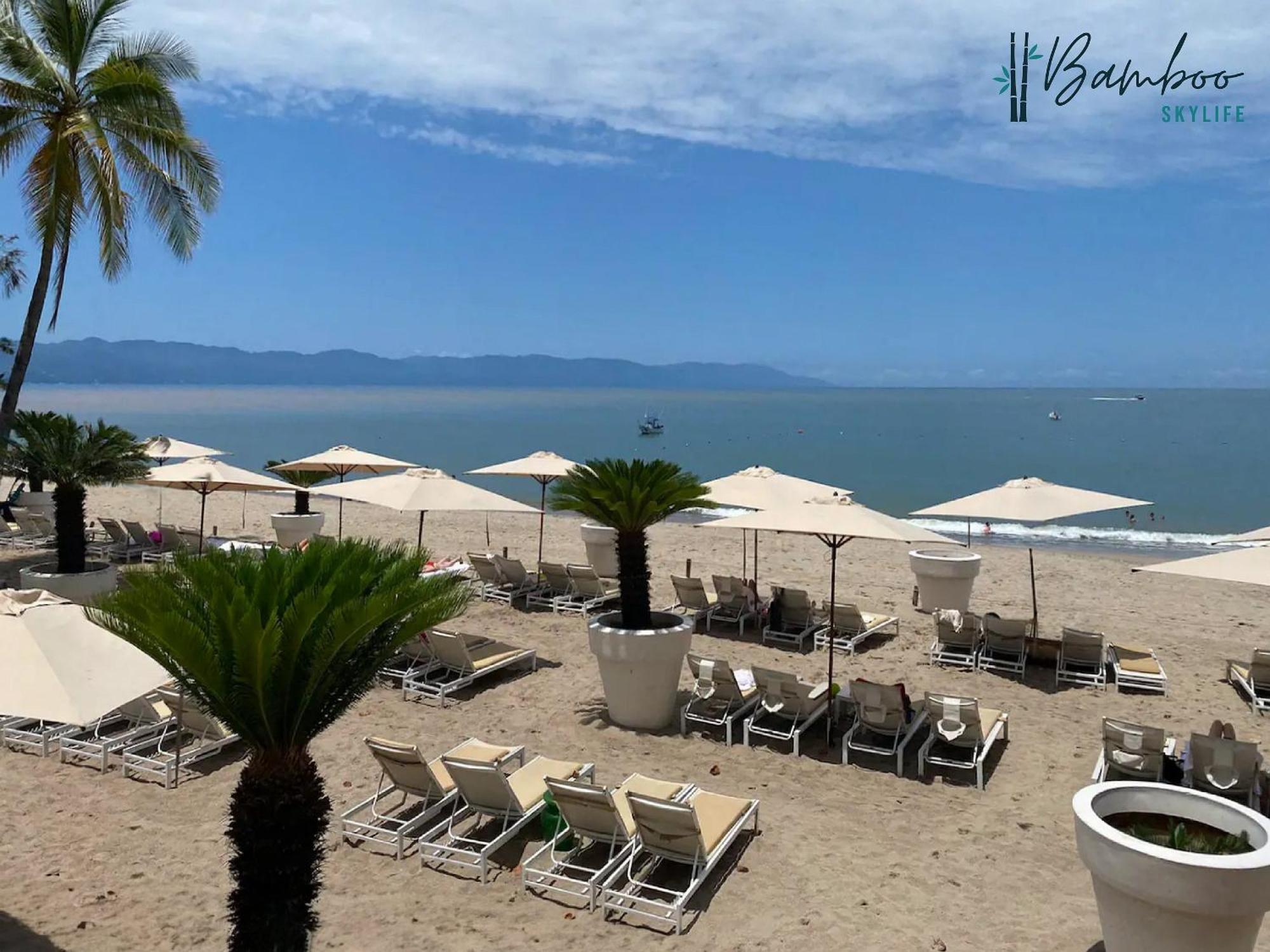 Icon Vallarta Beach Front By Bamboo Skylife Puerto Vallarta Exterior foto